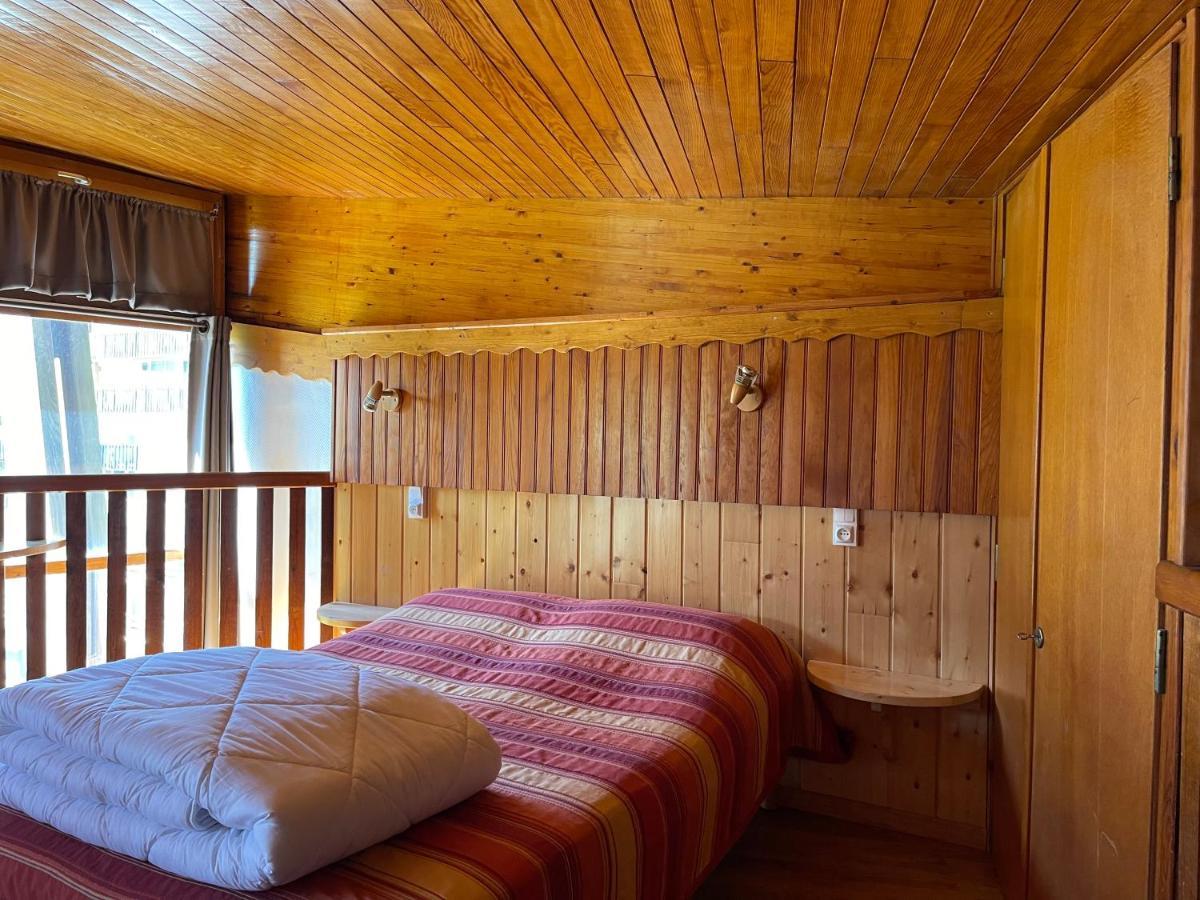 Le Saporta- Studios Et Appartements Meubles De Tourisme Le Lioran Luaran gambar