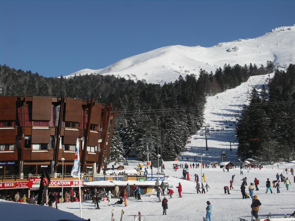 Le Saporta- Studios Et Appartements Meubles De Tourisme Le Lioran Luaran gambar