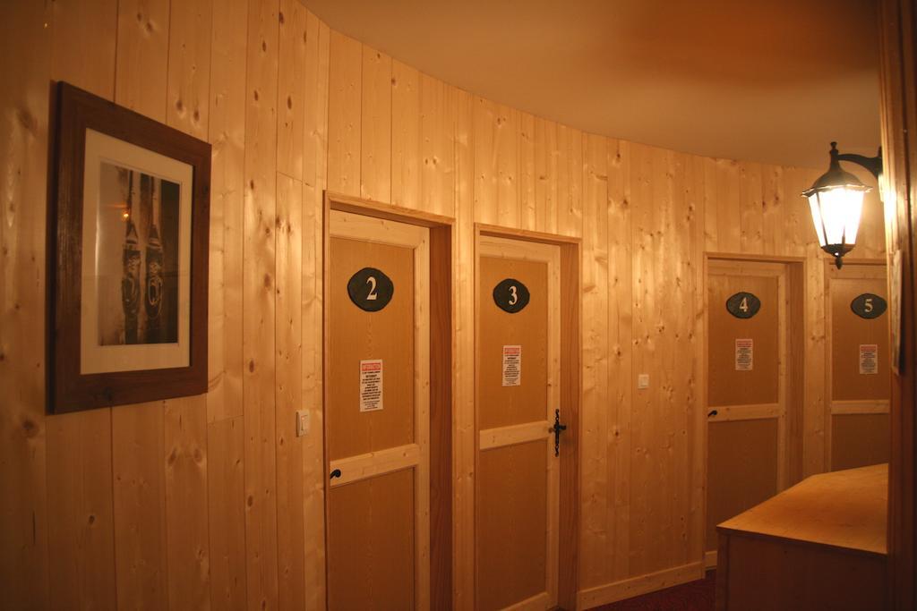 Le Saporta- Studios Et Appartements Meubles De Tourisme Le Lioran Bilik gambar