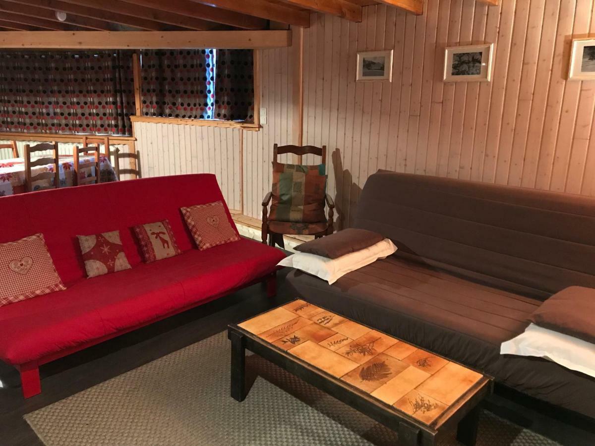 Le Saporta- Studios Et Appartements Meubles De Tourisme Le Lioran Luaran gambar